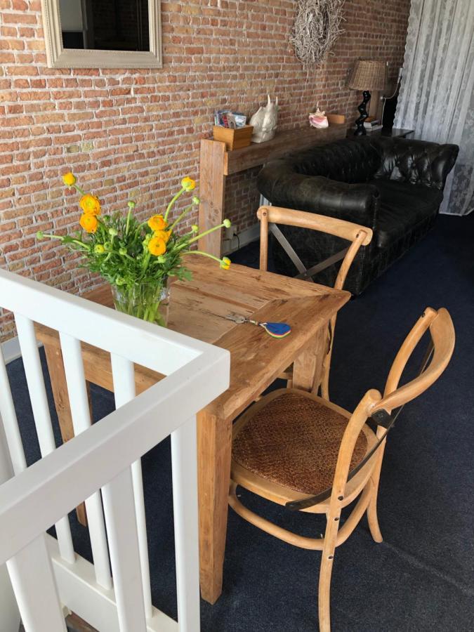 Huys Aan De Haven Hotel Zierikzee Exterior photo