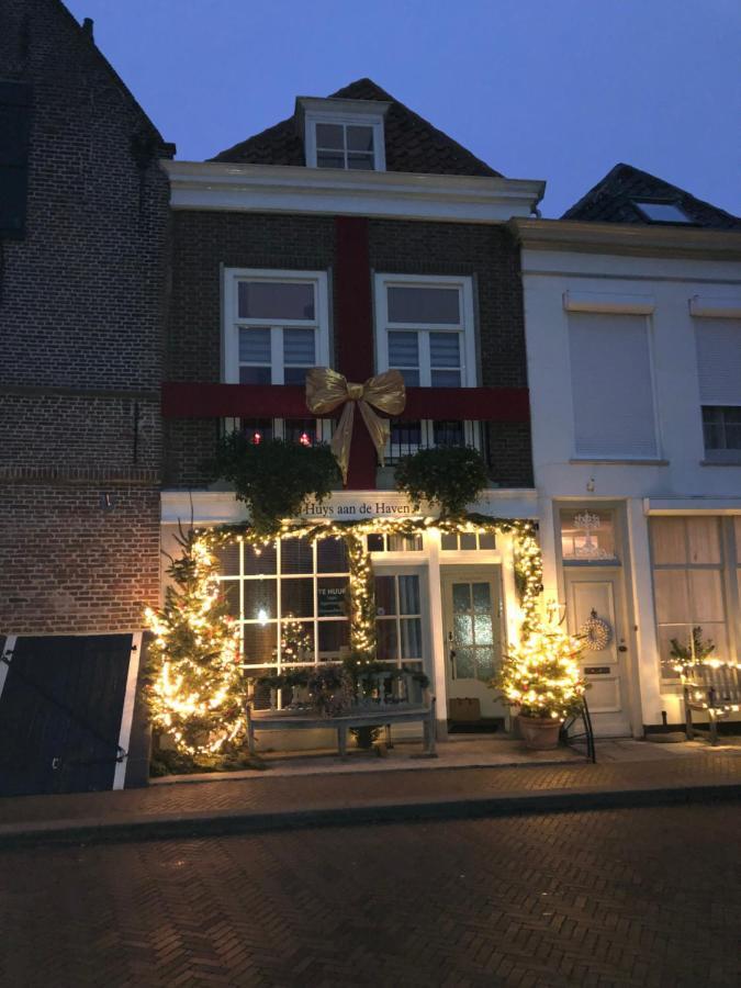 Huys Aan De Haven Hotel Zierikzee Exterior photo